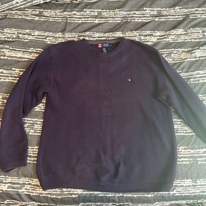 (GUC) PURPLE CHAPS L SWEATER